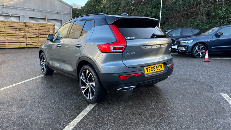 Volvo Xc40 2.0 D3 R DESIGN Pro 5dr Diesel Estate